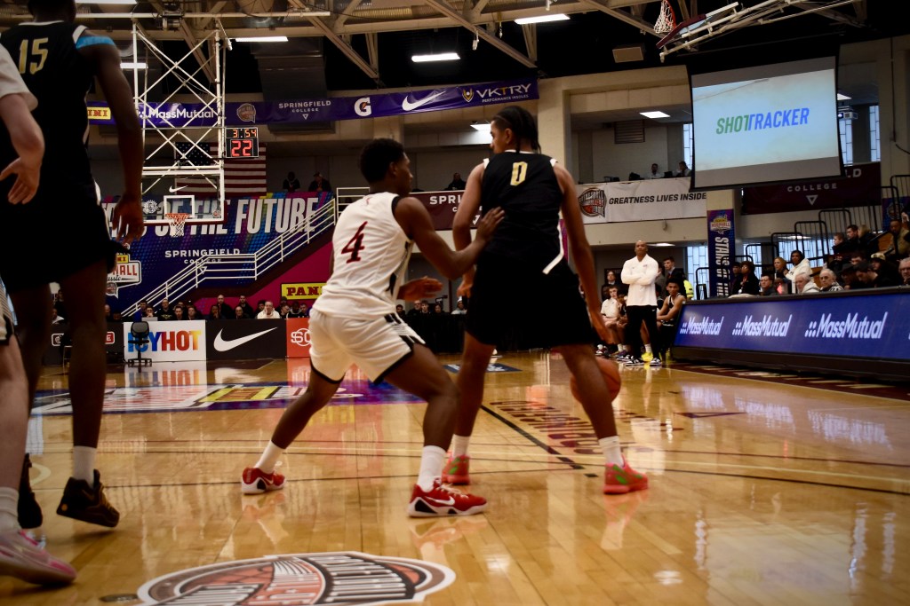 Five-star junior Beckham Black using advice from his NBA brother to become a star