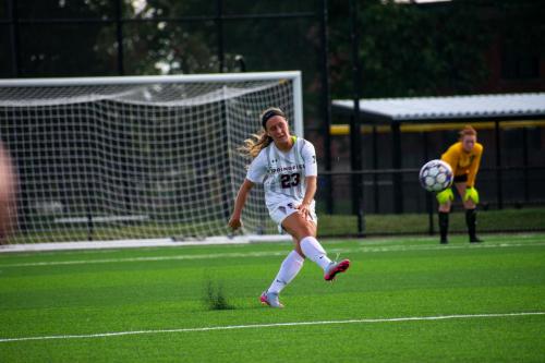 womenssoccer-endicott-jennato