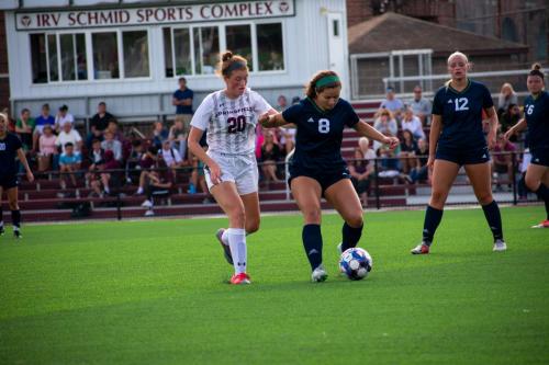 womenssoccer-endicott-dale